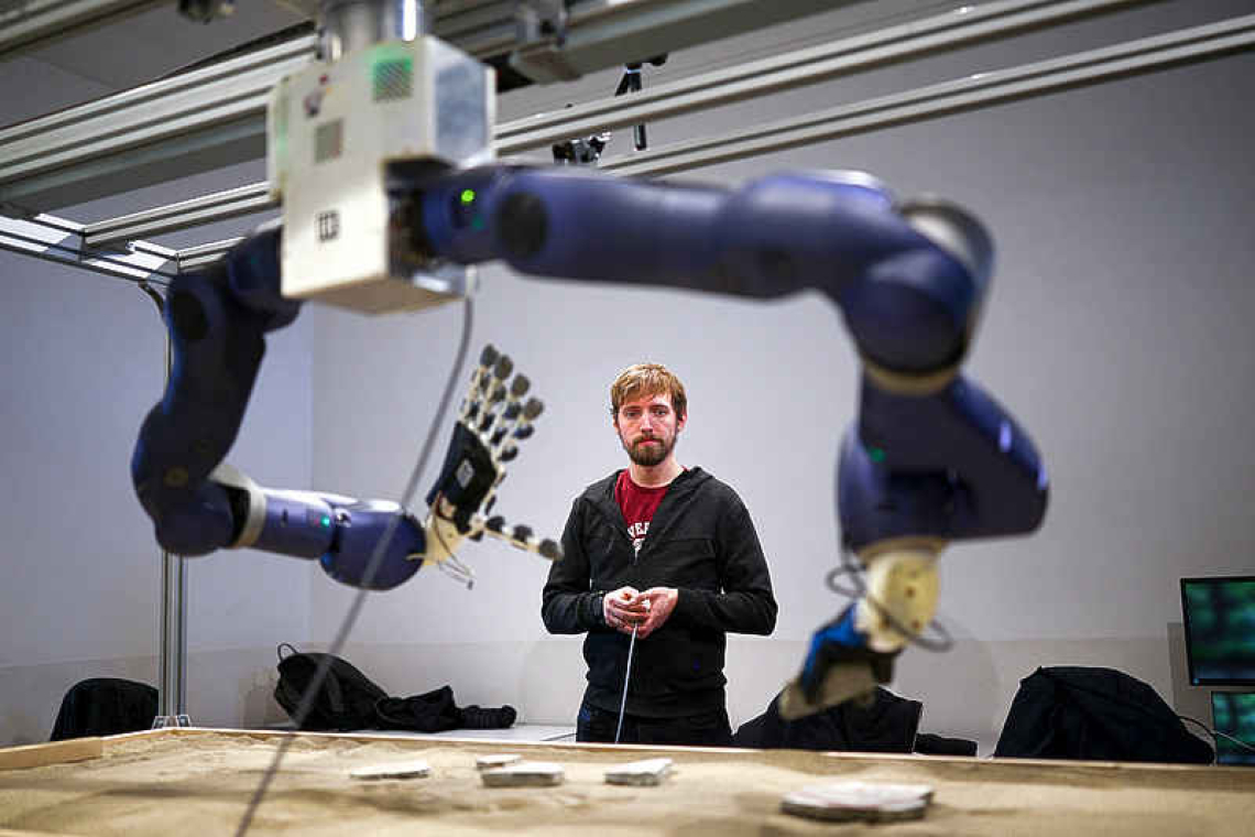 Putting Pompeii's pieces together,  with the help of new robot system